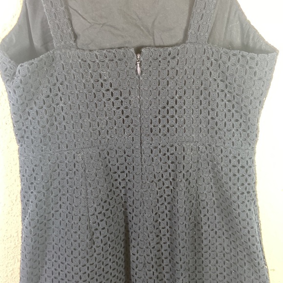 EUC J. Crew navy eyelet tank dress 2 - Picture 3 of 6